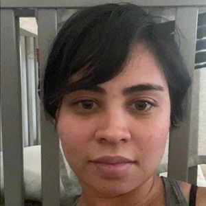 Meet your Posher, Cassandra